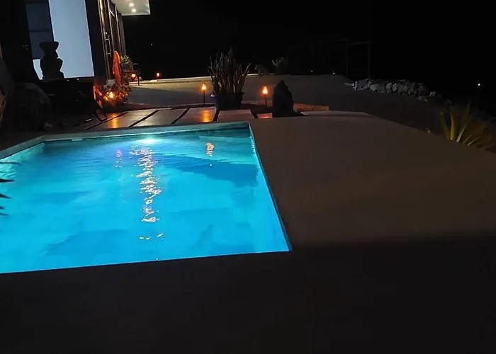 Oceanview Modern With Pool Ferienhaus *